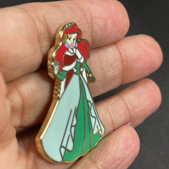 Disneyland Ariel Noel Trading Pin Christmas Princess Little Mermaid Lapel Pin - Picture 5 of 8